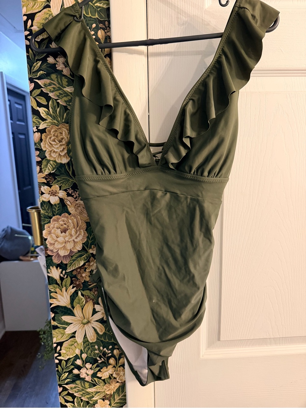 Cupshe Olive Green Ruffle One Piece Swimsuit-small